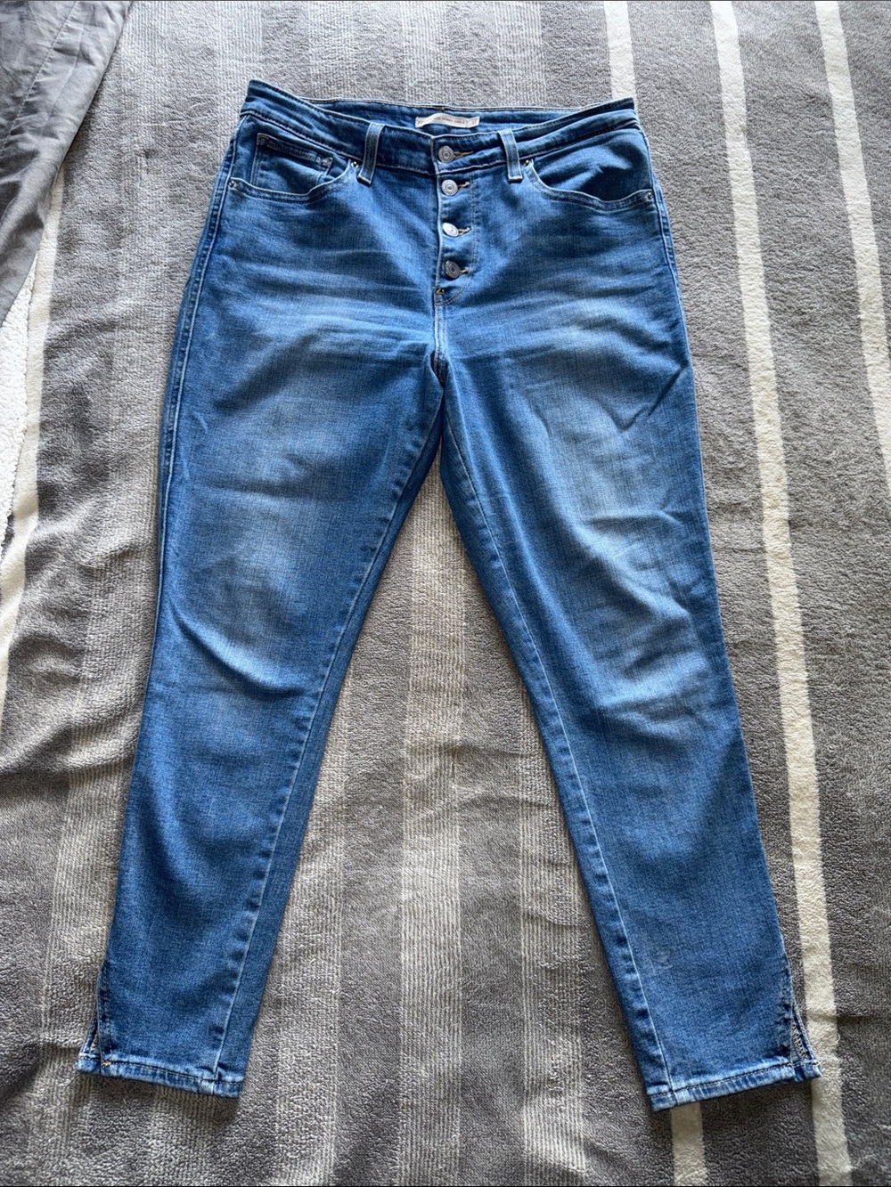 Levi’s High-Rise Button-Fly Women's Jeans — Blue